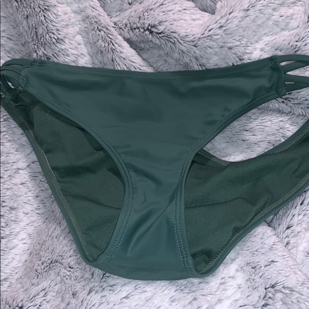 Bikini bottoms